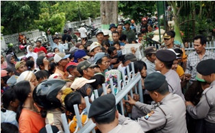 Muzakki Harus Lapor Polisi Saat Salurkan Zakat Terpusat