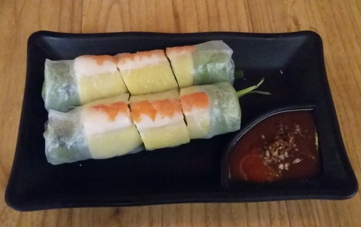 Menikmati Hidangan Khas Vietnam, Fresh Southern Rolls