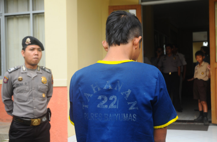 Begini Jadinya Kalau Sebar Foto tak Senonoh Mantan Pacar