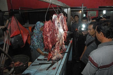 Daging Busuk Ditemukan, Pedagang: Itu Mau Dibuang, tidak Dijual