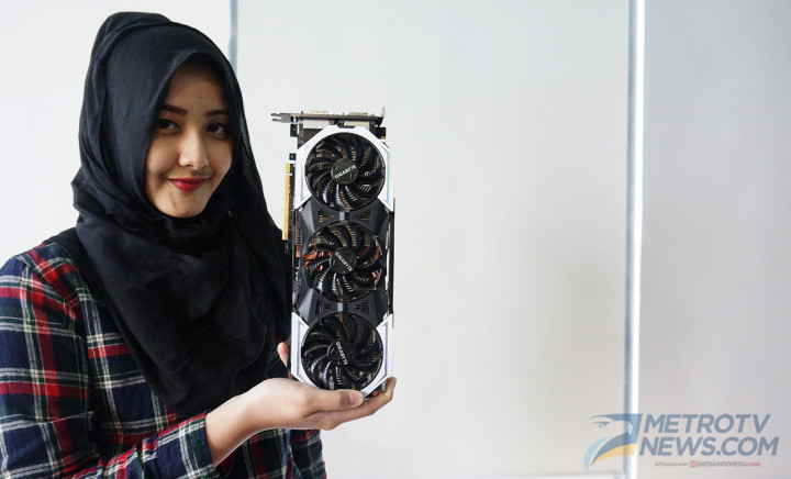 Perbandingan GIGABYTE GTX 980 Ti G1 Gaming dengan AMD Fury X   