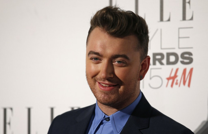 Sam Smith Bantah Mengisi Soundtrack Film Terbaru James Bond