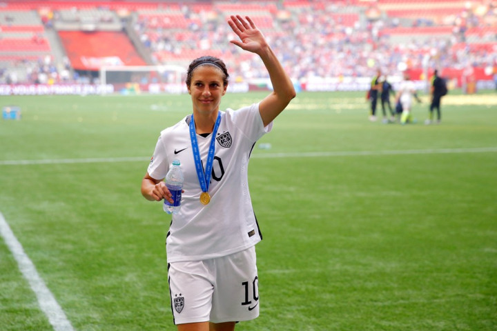 Carli Lloyd Dianugerahi <i>Golden Ball</i>