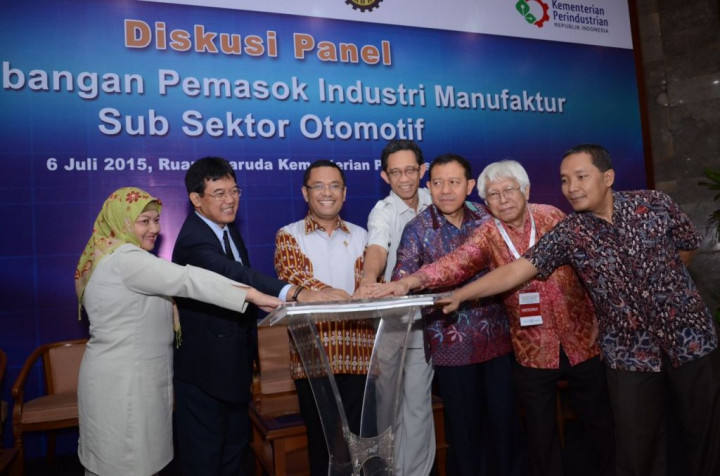 Jelang MEA, RI Harus Jadi Basis Automotif Berorientasi Ekspor