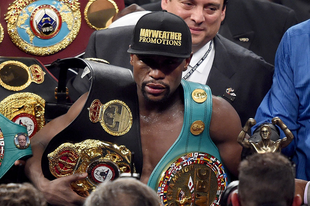 Sabuk Gelar WBO Mayweather Dicabut