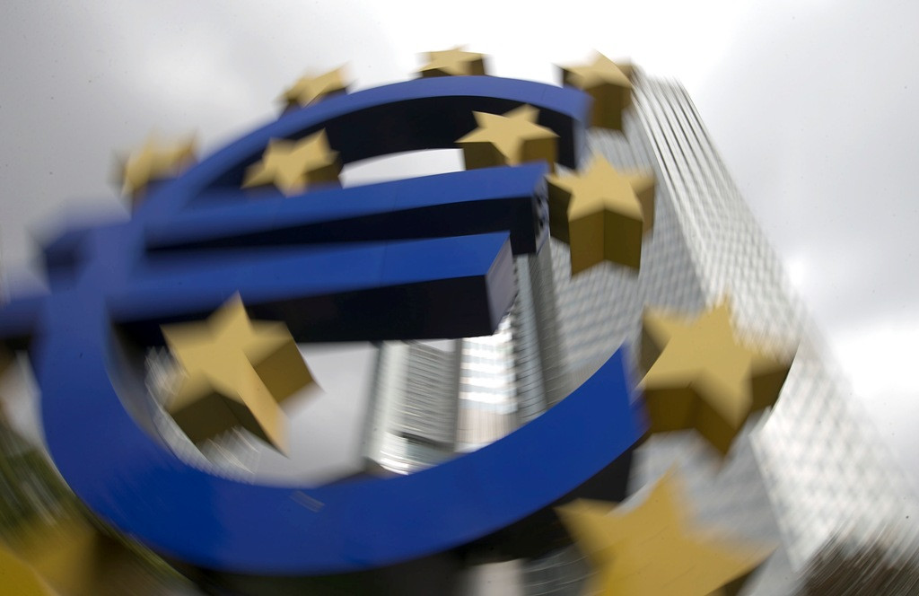 EU bank (REUTERS,Ralph Orlowski)