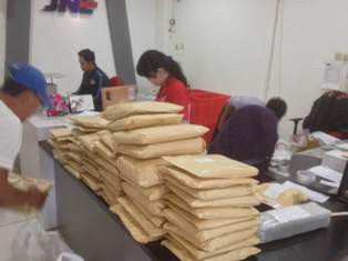 Jelang Lebaran, Pakaian Dominasi Permintaan Pengiriman Barang