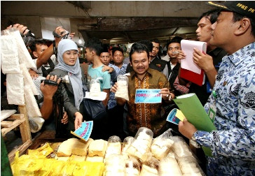 Razia Pasar, Petugas DKI Temukan Makanan Berformalin