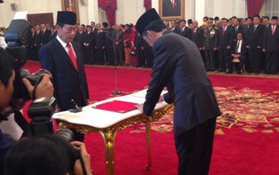 Usai Dilantik, Sutiyoso Langsung Tengok Kantor Barunya