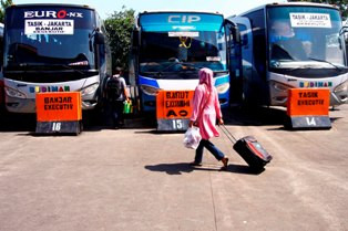 Tiru Pesawat, Kemenhub Bakal Pasang <i>Black Box</i> di Setiap Bus