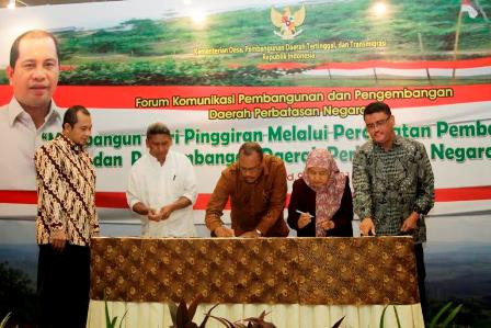 Bangun Desa, Marwan Jafar Gandeng 10 Universitas