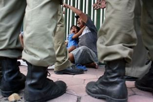 Jelang Arus Mudik, Pengemis dan Pedagang di Pulogadung Bakal Ditertibkan