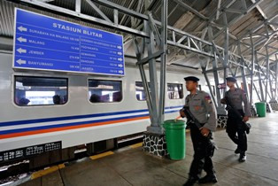 12 Ribu Personel Disebar Amankan Lebaran di Jatim