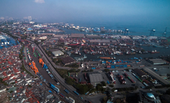 <i>Pemerintah Perlu Cermati Krisis Global, Khususnya Tiongkok</i>