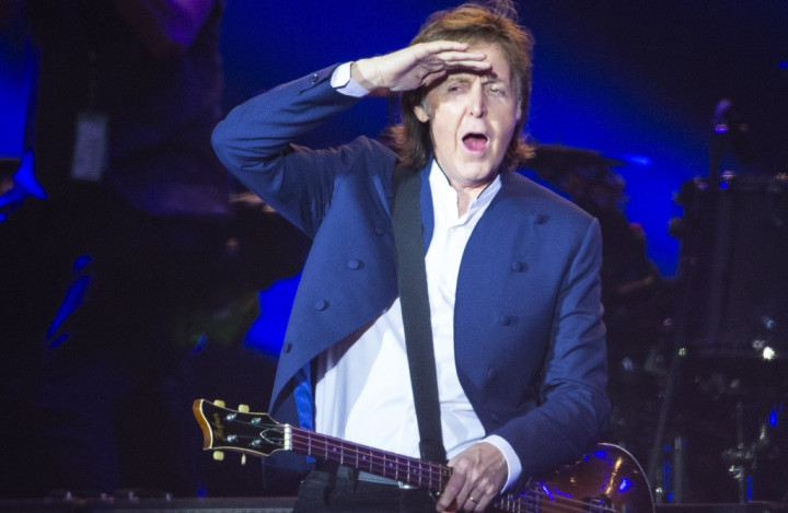 Paul McCartney Sulit Menangis di Atas Panggung