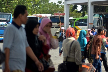 Lonjakan Pemudik di Terminal Purabaya Naik 30 persen