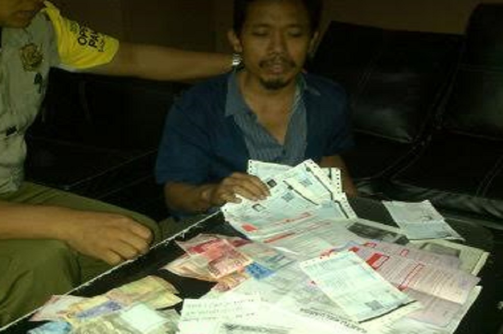 Cali tiket kereta api ditangkap di Cirebon, Metrotvnews.com/ Ahmad Rofahan