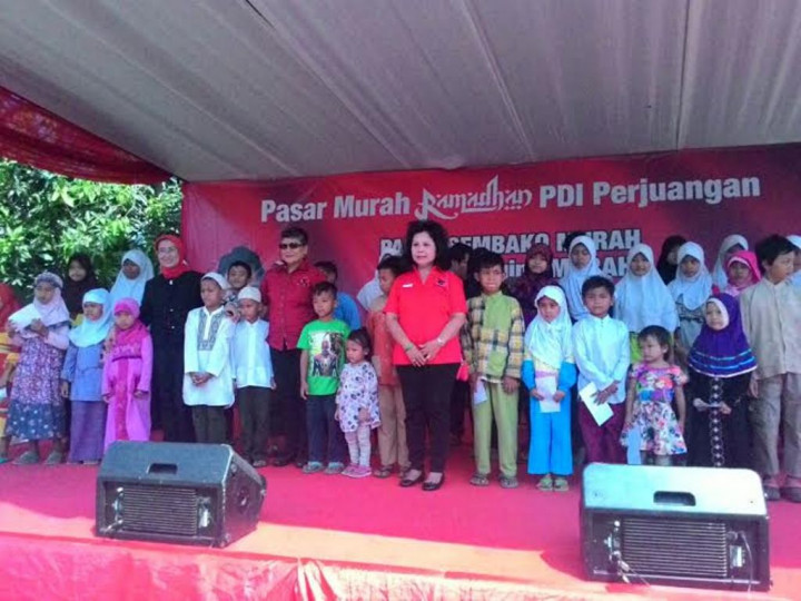 Jelang Hari Raya, PDIP Gelar Pasar Murah Ramadan