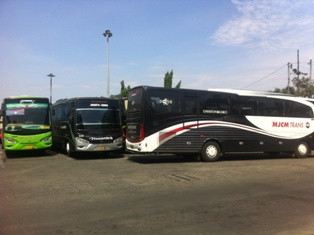 Sopir Bus Keluhkan Sepinya Penumpang di Terminal Pulogadung