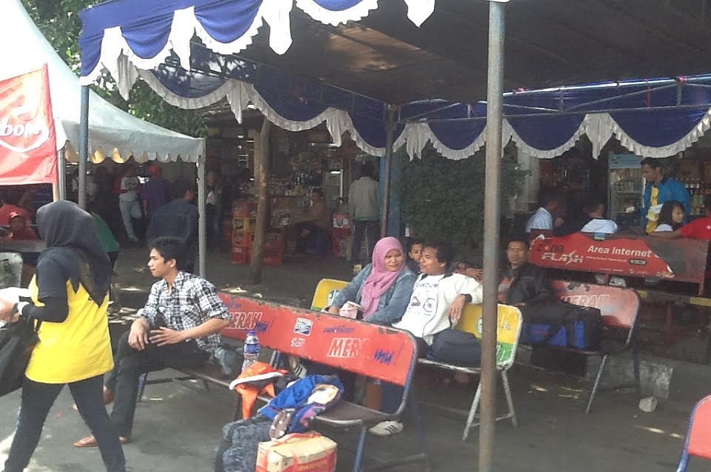 Suasana di Terminal Cicaheum Bandung, 14 Juli 2015, Metrotvnews.com/ Roni Kurniawan