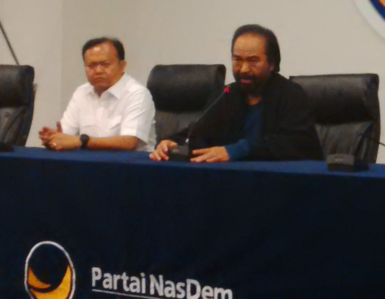 Ketua Umum Partai NasDem Surya Paloh dan Sekjen Partai NasDem Rio Patrice Capella. Foto: MTVN/Al Abrar