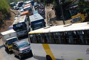 Hari Ini Puncak Arus Mudik di Jalur Nagreg