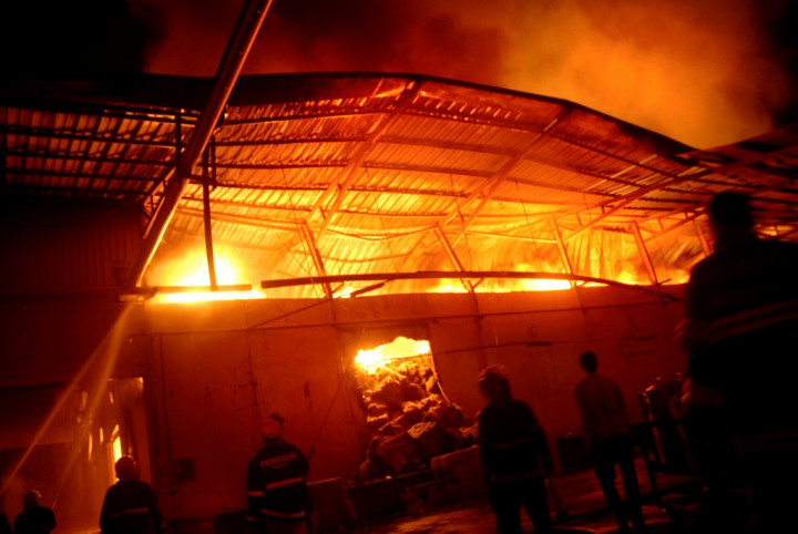 Pabrik Sinar Mas Agro Resources & Technology di Medan Terbakar