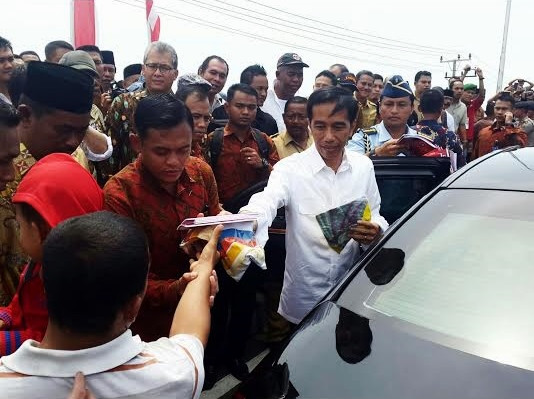 Jokowi <i>Open House</i> di Solo, JK di Jakarta