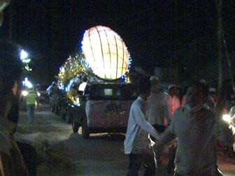 Batu Akik Raksasa Meriahkan Jelang Hari Raya Idul Fitri di Pulau Bawean  