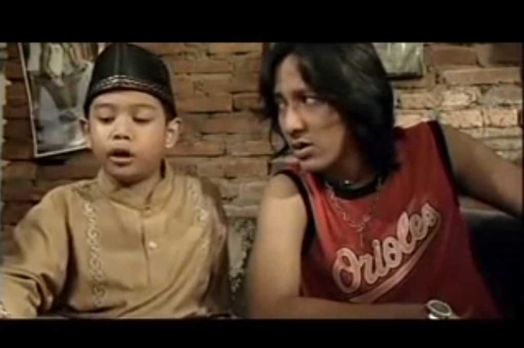 Salah satu adegan dalam sinetron Kiamat Sudah Dekat (Foto: YouTube)