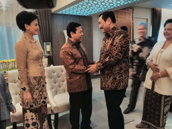 Setelah ke Rumah Mega, Luhut Lanjut ke <i>Open House</i> Setya Novanto