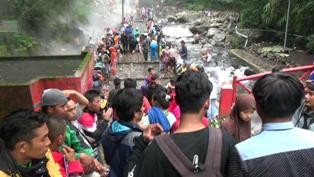 7 Pancuran Wisata Guci Tegal Diminati Warga Jabar