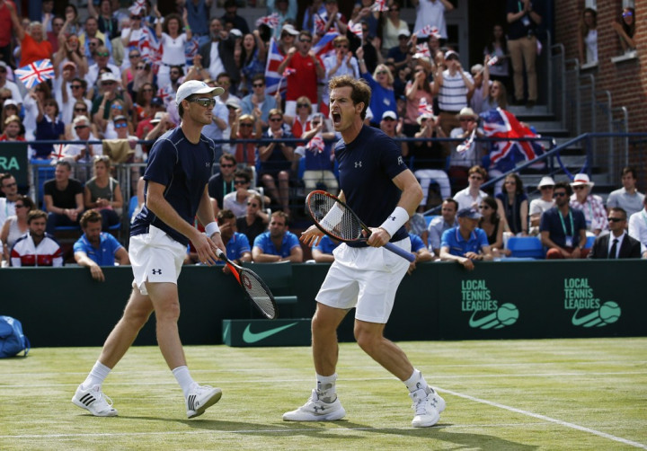 Murray Bangga Meraih Kemenangan Bersama Saudara di Piala Davis
