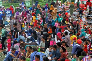 Puncak Kunjungan TMII Diprediksi Pekan Depan