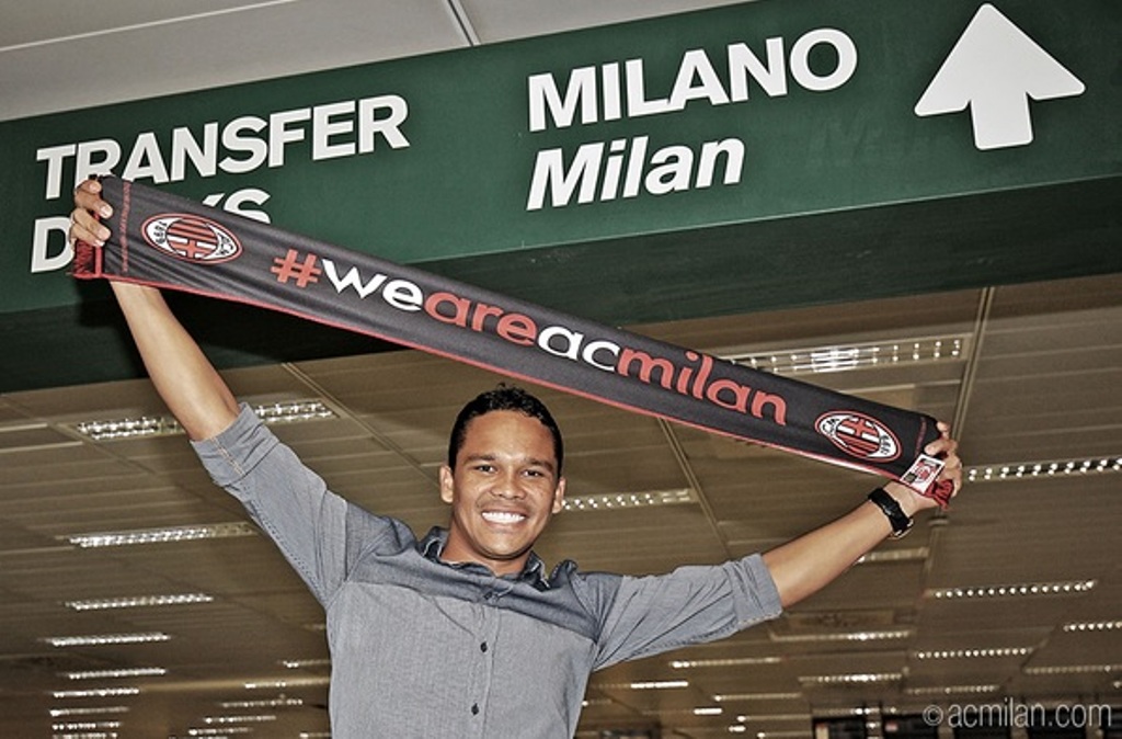 Carlos Bacca (Foto: acmilan.com)