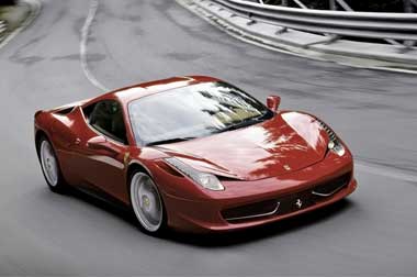 Kini Giliran Ferrari Lakukan Recall karena Airbag 