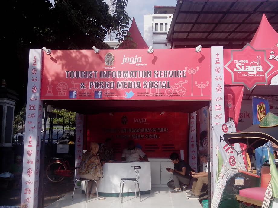 Posko Tourist Information Service dan Media Sosial Disbudpar di Malioboro - MTVN/Patricia Vicka