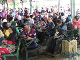 Penumpang KA Lokal Solo Naik 15 Persen