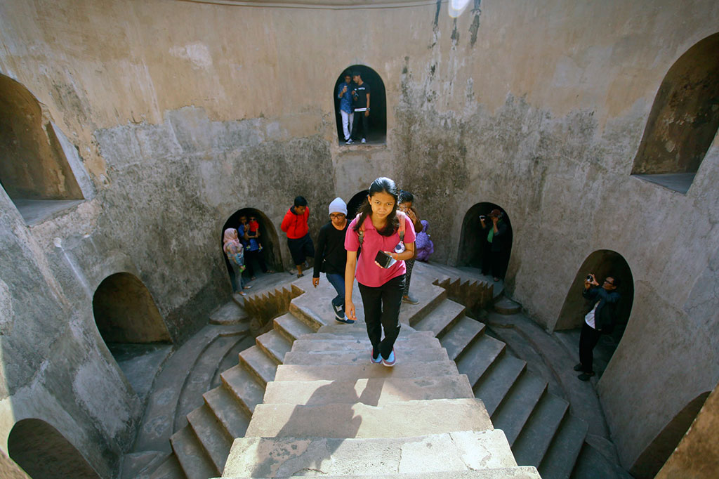 Taman Sari Dipadati Wisatawan