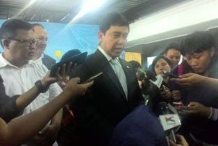 PNS Bolos, Menteri Yuddy Siap Beri Sanksi 