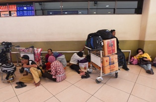 Total 3 Bandara Ditutup Akibat Erupsi Raung