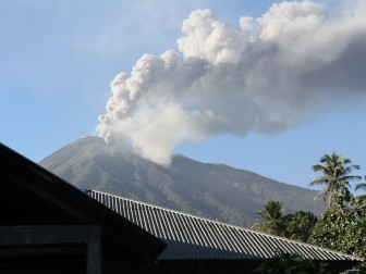 Jumlah Pengungsi Gamalama yang Sakit Meningkat