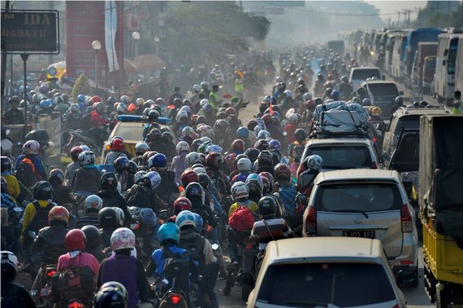 Puncak Arus Balik, 30.000 Kendaraan Diprediksi Serbu Jakarta