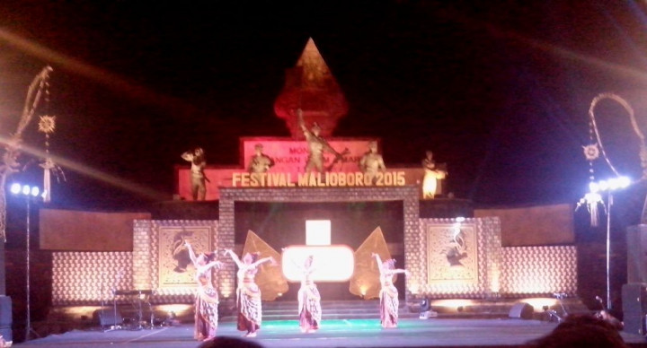Seniman Yogyakarta Unjuk Gigi di Festival Malioboro 2015