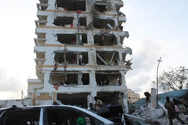 Enam Orang Tewas dalam Ledakan Dahsyat di Hotel Somalia