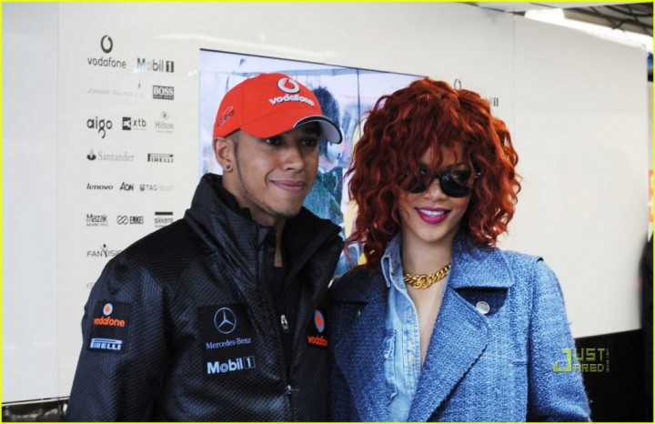 Makan Malam Berdua, Rihanna & Lewis Hamilton Berkencan?
