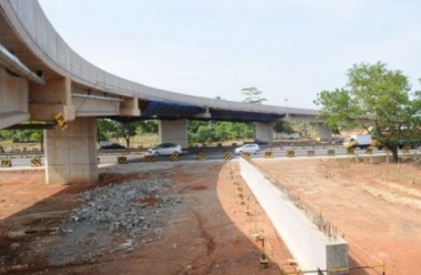 Pembangunan Tol Cisumdawu Ditargetkan Selesai 2016  