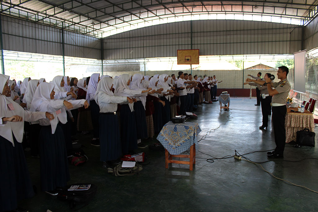 Polresta Bekasi Sosialisasi Tertib Berlalu Lintas ke Sekolah-Sekolah