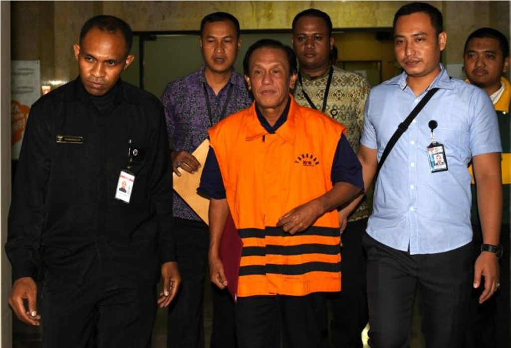 Adriansyah saat hendak ditahan KPK----Ant/Hafidz Mubarak