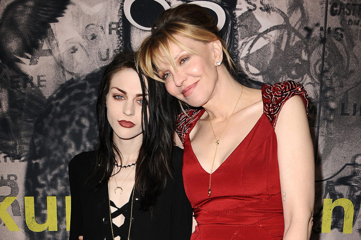 Anak dan Mantan Istri Tak Ingin Foto Kematian Kurt Cobain Dipublikasikan 